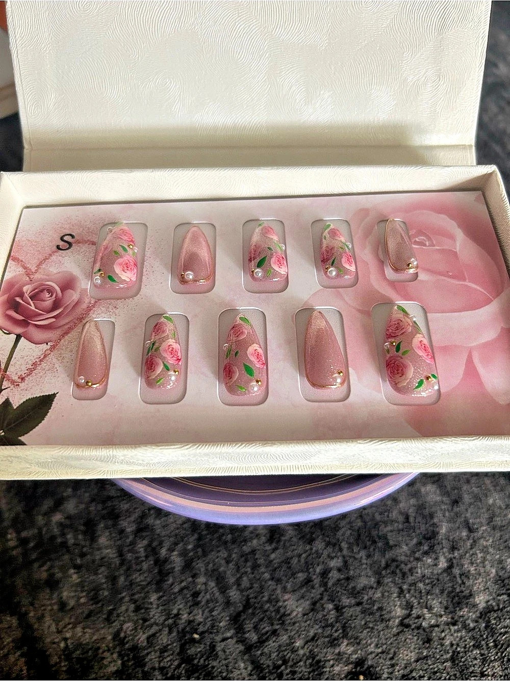 LUVFUL Floral Press-On Nails in Pink & Green NWT